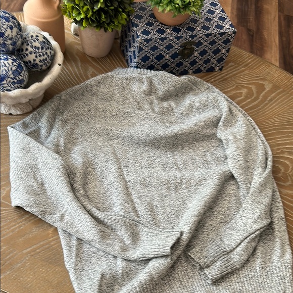 Men’s Gray & Black Marled 1/4 Zip  Sweater - Picture 7 of 7